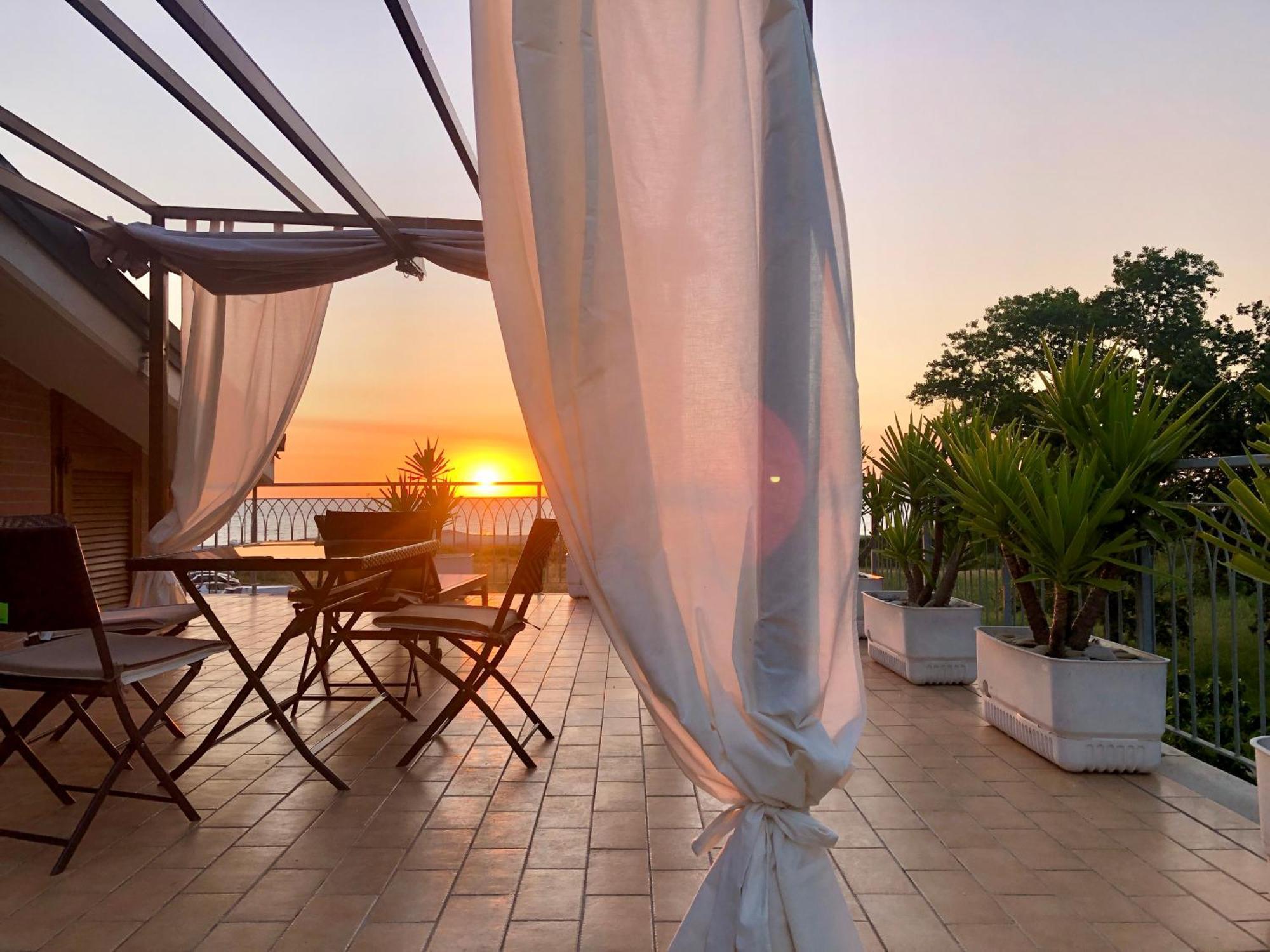 Marche Full Experience-Apartments Porto SantʼElpidio Kültér fotó